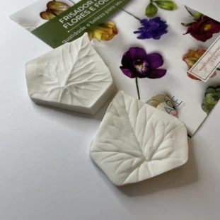 FRISADOR FOLHA DE HERA - LINHA PROFISSIONAL